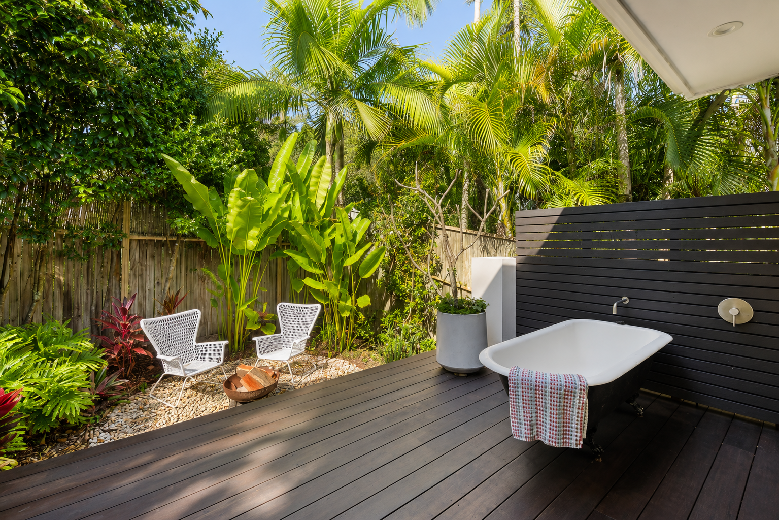 The Beachside House, Burleigh Heads